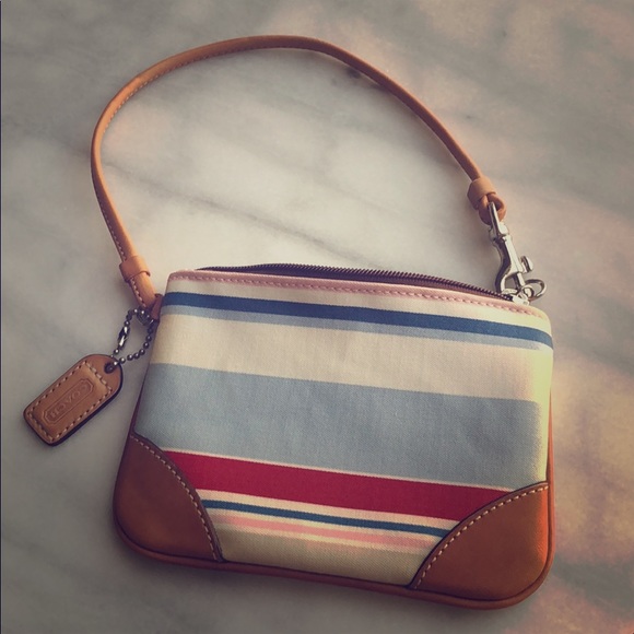 Coach Beautiful wristlet, colorful and light! - Picture 2 of 8